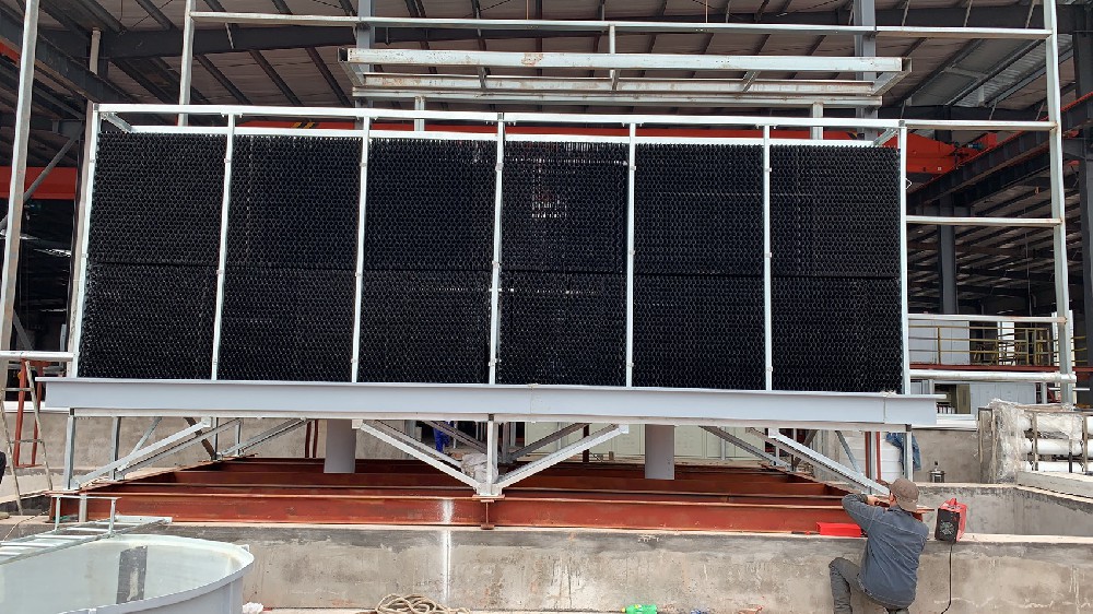 四川雅安瑞欣铜业横流冷却塔200吨*2台